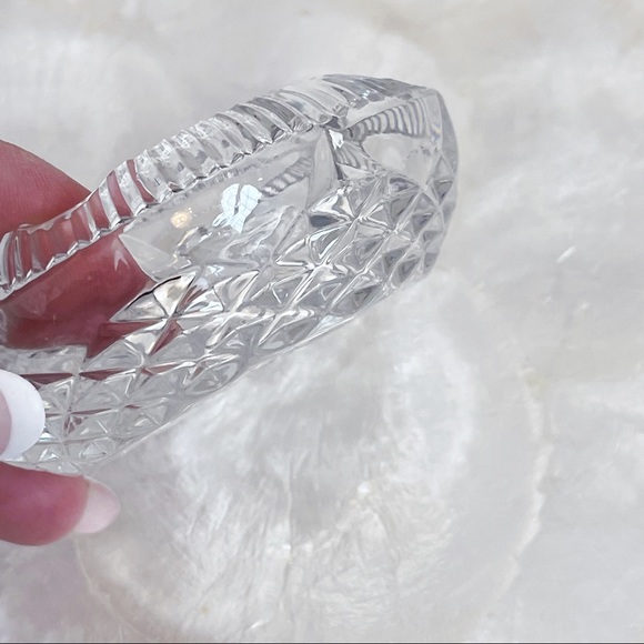 Vintage Hand Cut Glass Art Deco Thick Rimmed Ashtray Trinket Jewelry Dish - Picture 13 of 14